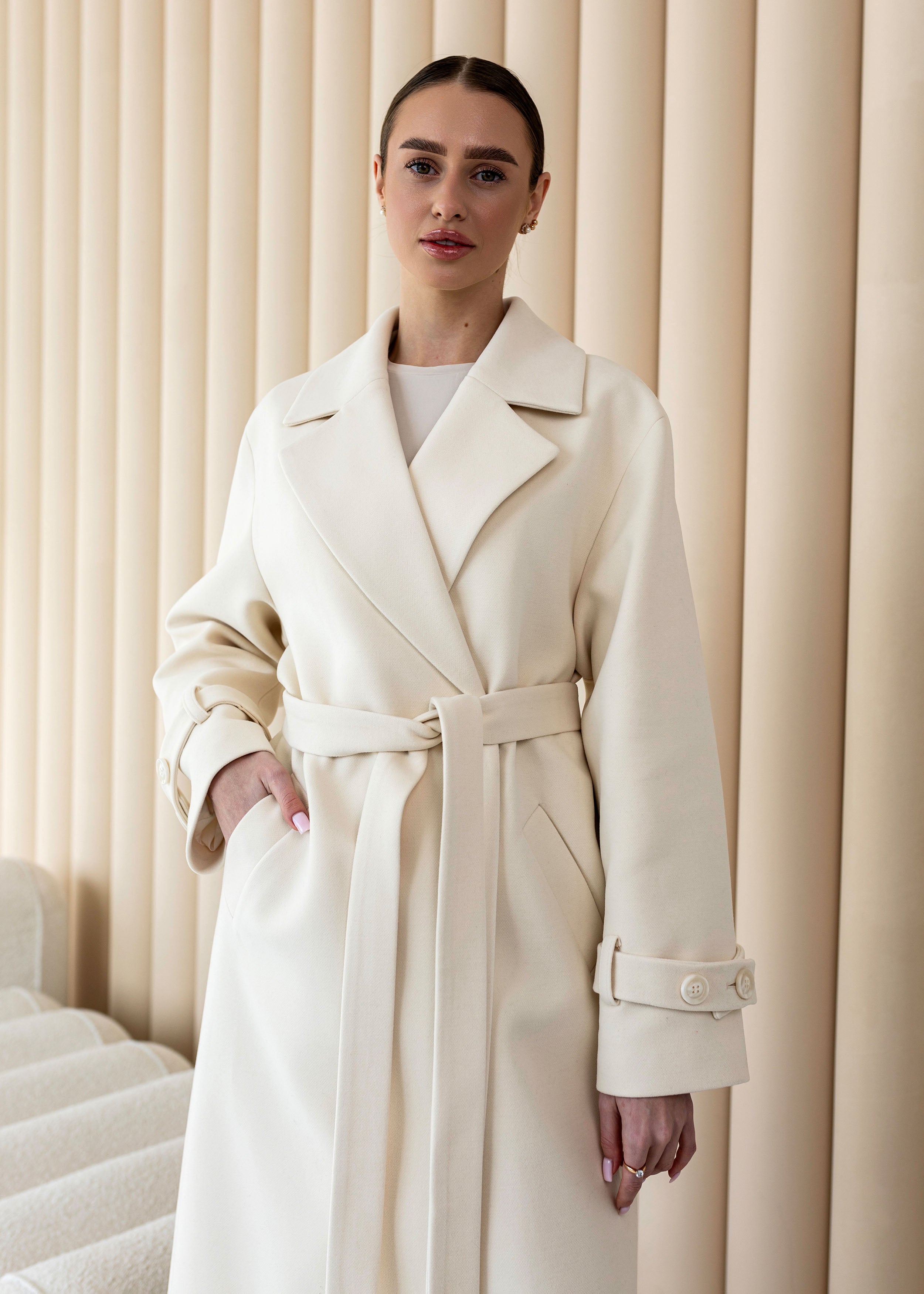 Long Cashmere Blend Coat with Belt Beige