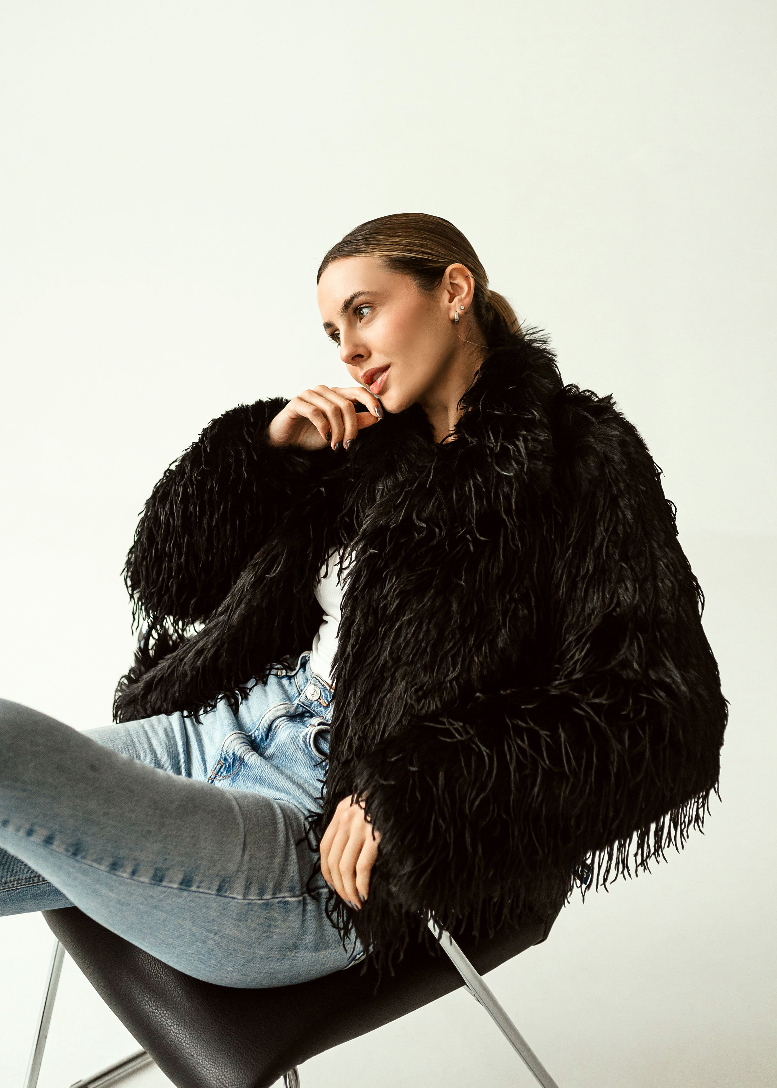 Prabangus eco-kailio paltas juodas 