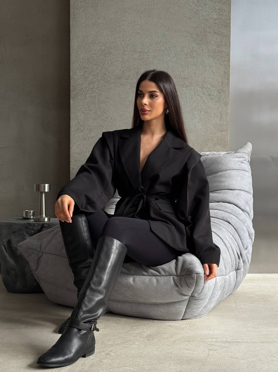 BLAZER MIT SCHULTER