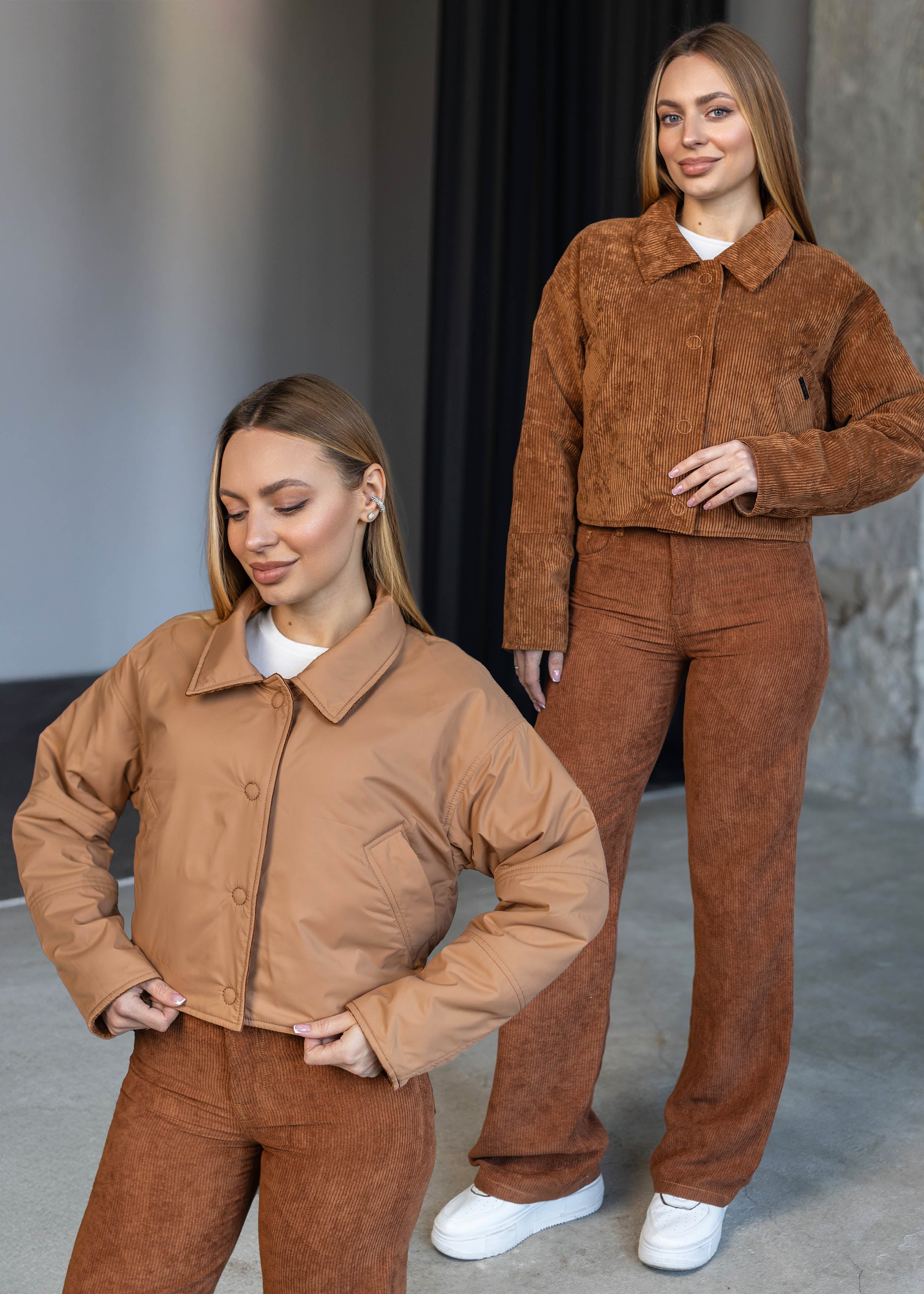 Reversible Cropped Jacket in Velvet & Raincoat Finish orange
