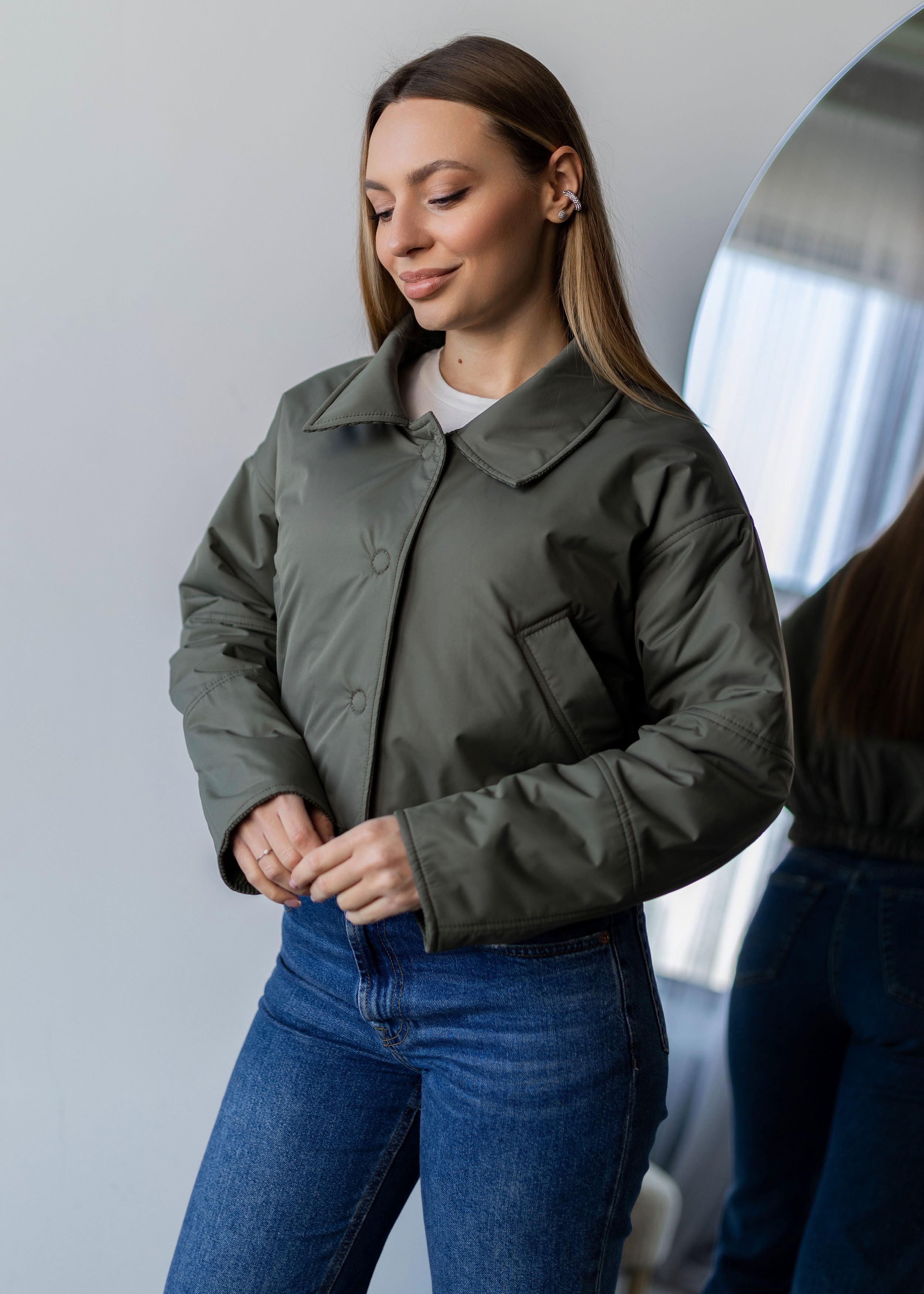 Reversible Cropped Jacket in Velvet & Raincoat Finish khaki