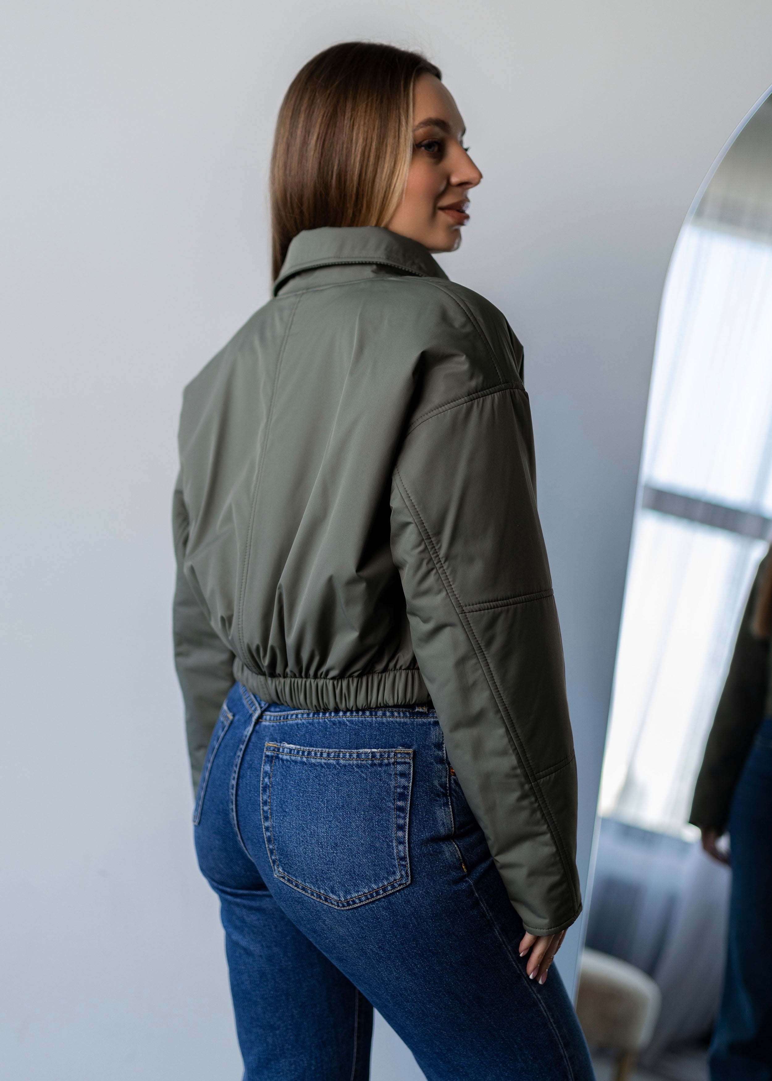 Reversible Cropped Jacket in Velvet & Raincoat Finish khaki
