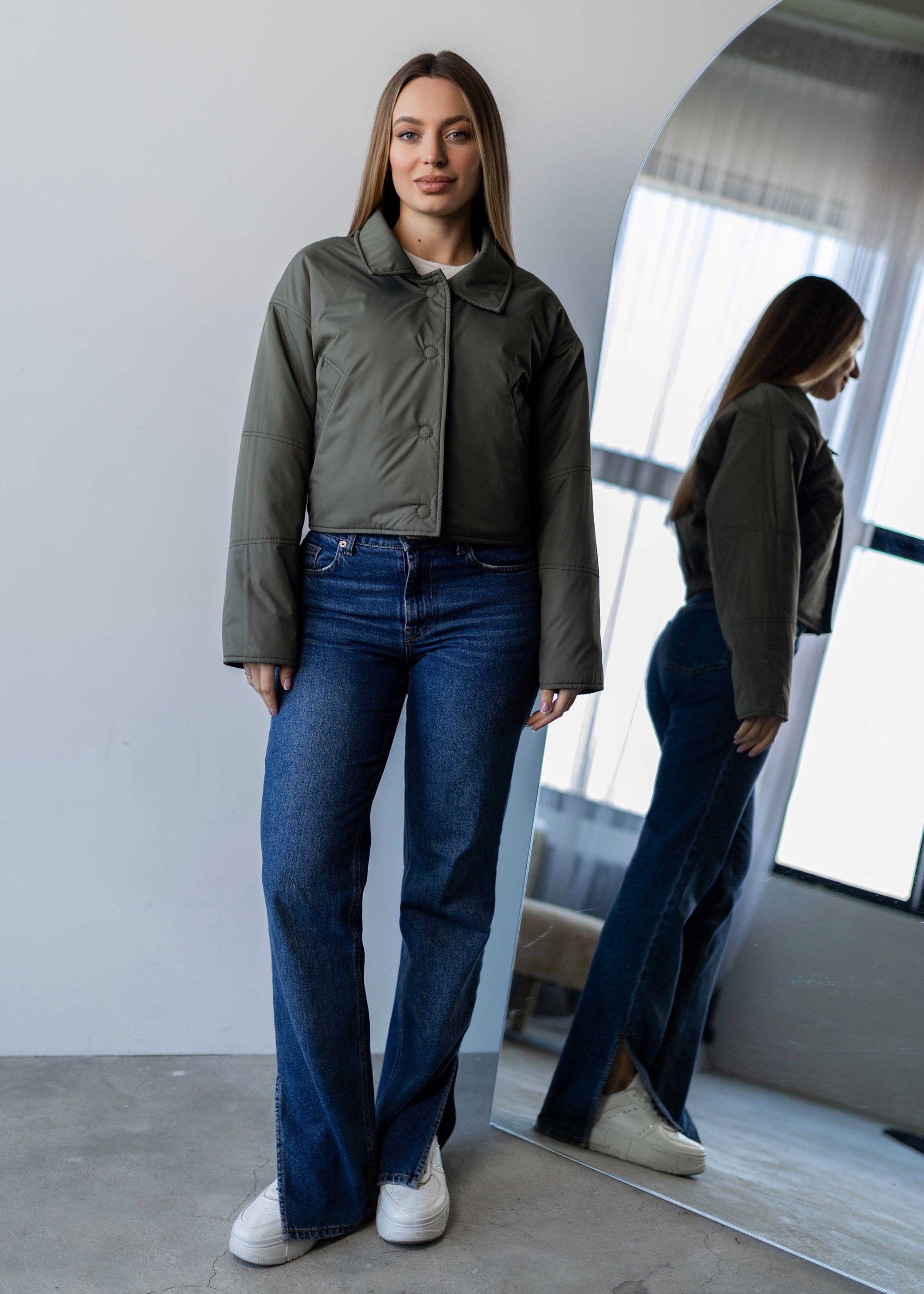 Reversible Cropped Jacket in Velvet & Raincoat Finish khaki
