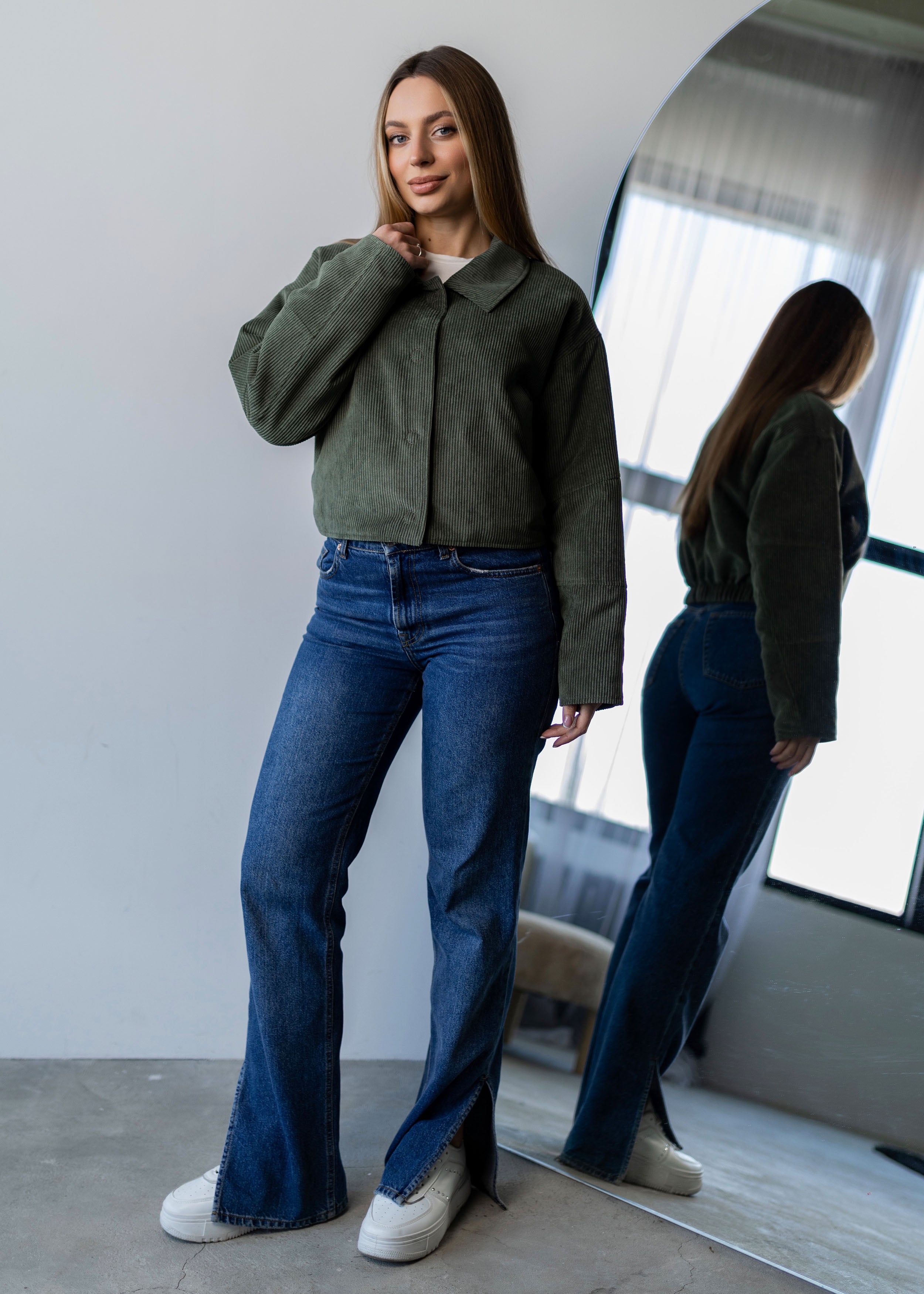 Reversible Cropped Jacket in Velvet & Raincoat Finish khaki
