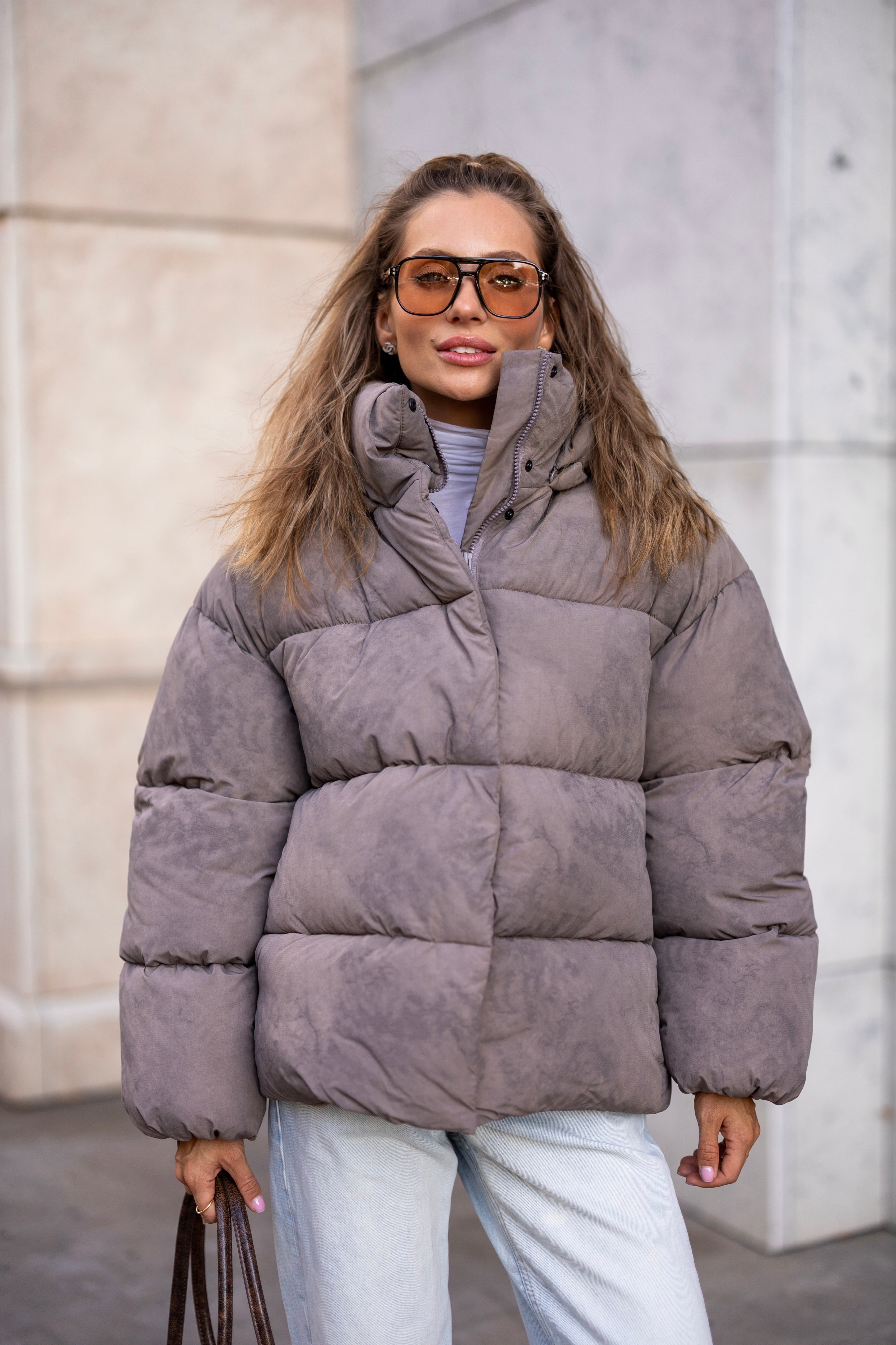 Stylish Loose-Fit Down Jacket with Removable Hood Warm Grey