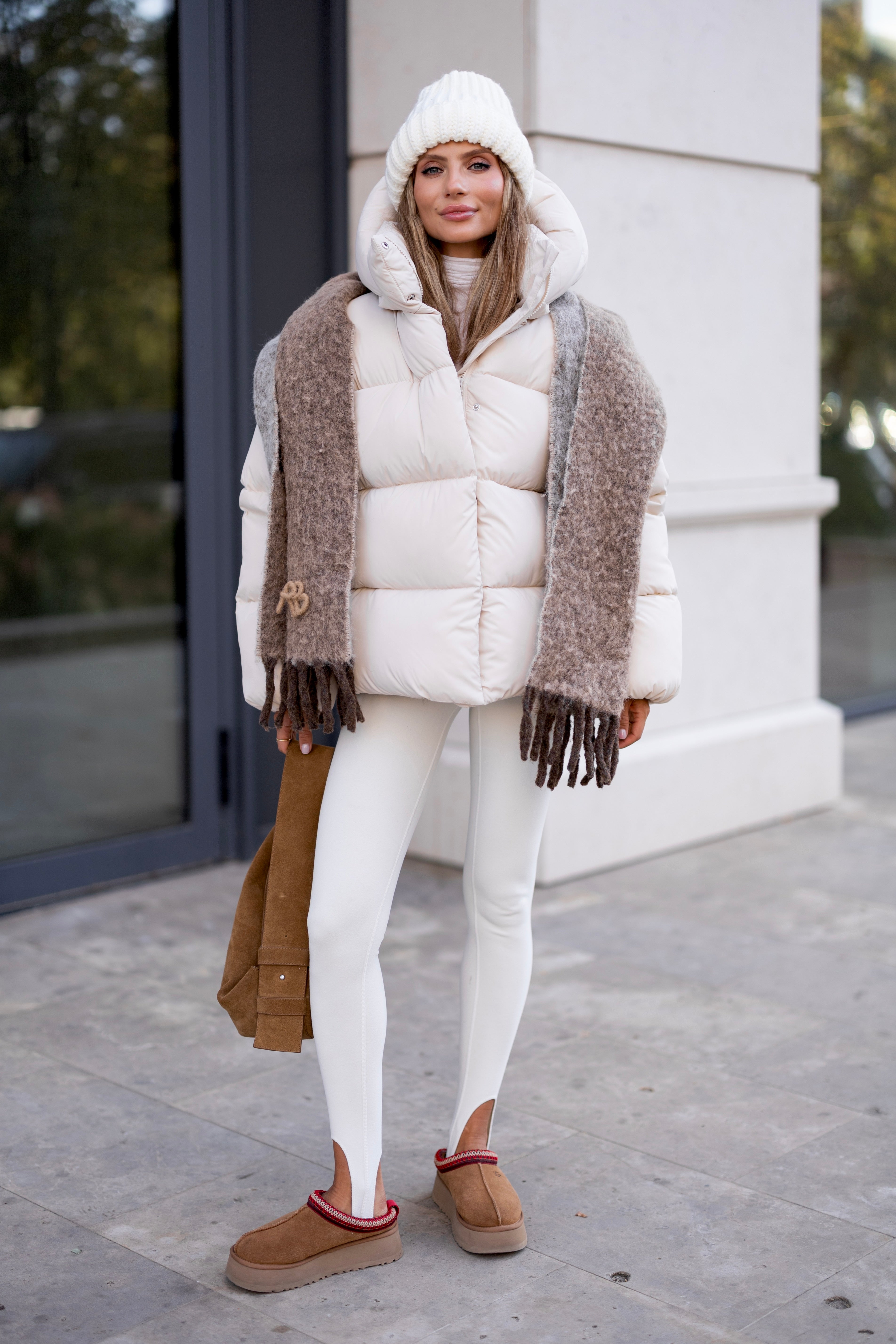 Stylish Loose-Fit Down Jacket with Removable Hood Milky