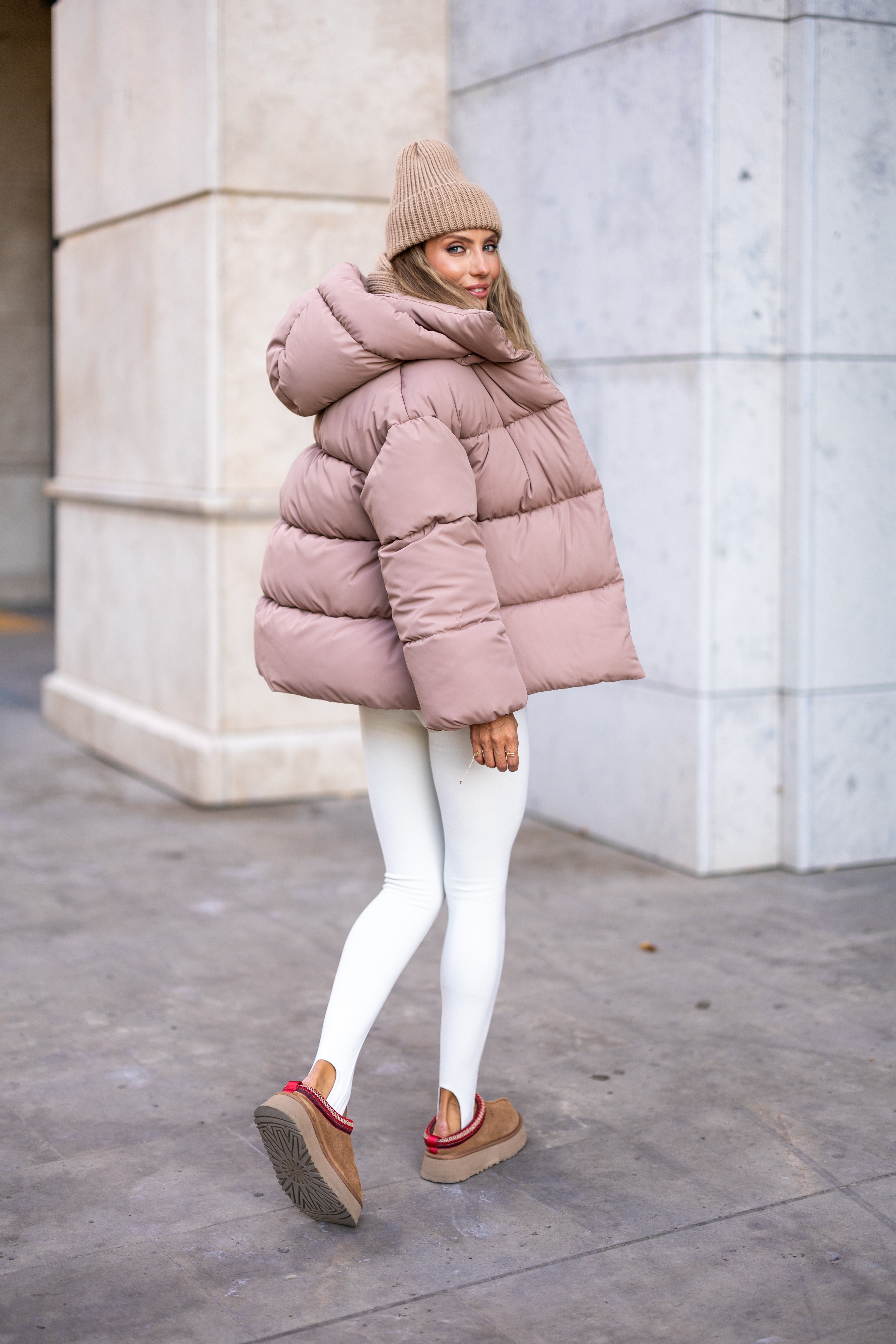 Stylish Loose-Fit Down Jacket with Removable Hood Pinky