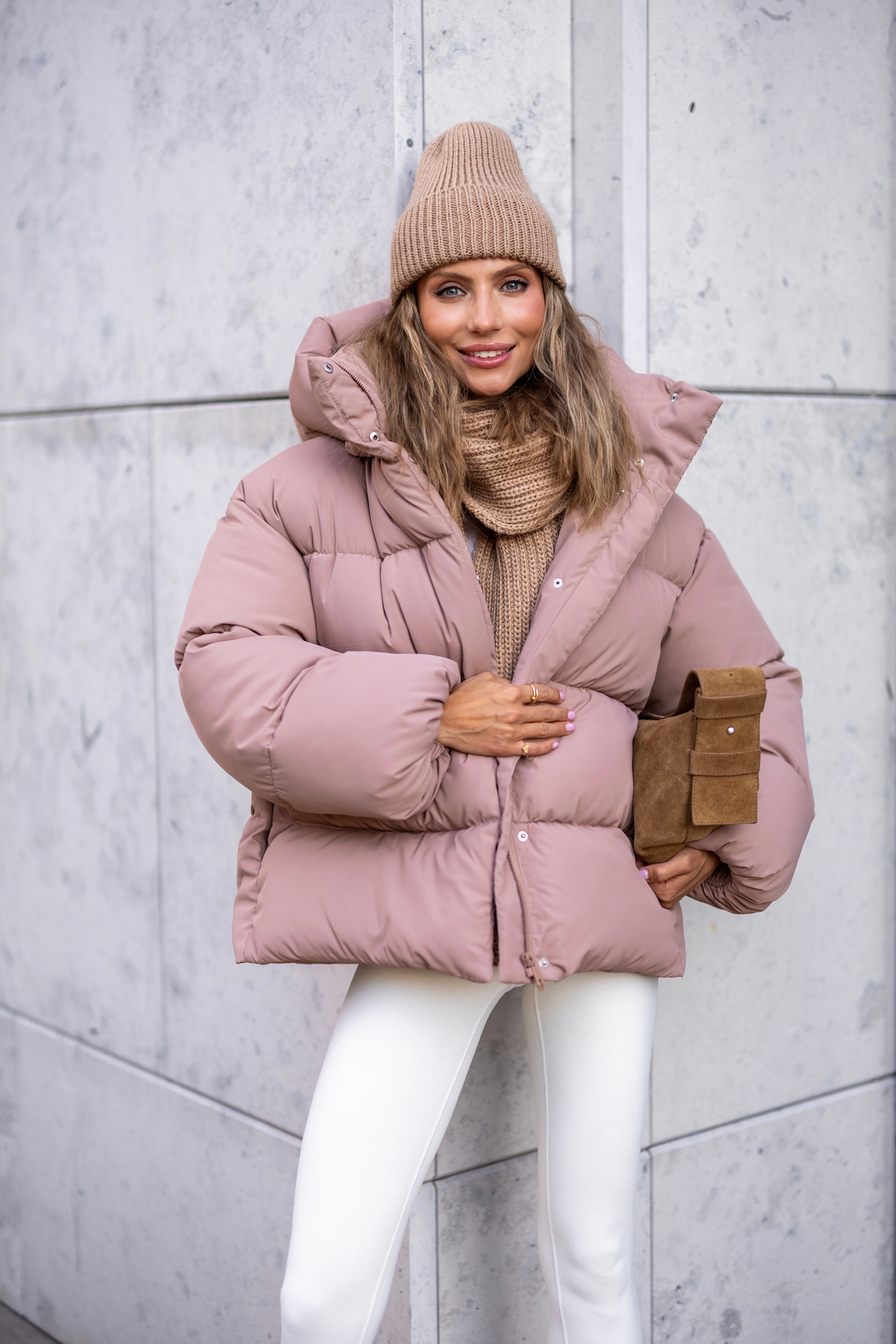 Stylish Loose-Fit Down Jacket with Removable Hood Pinky