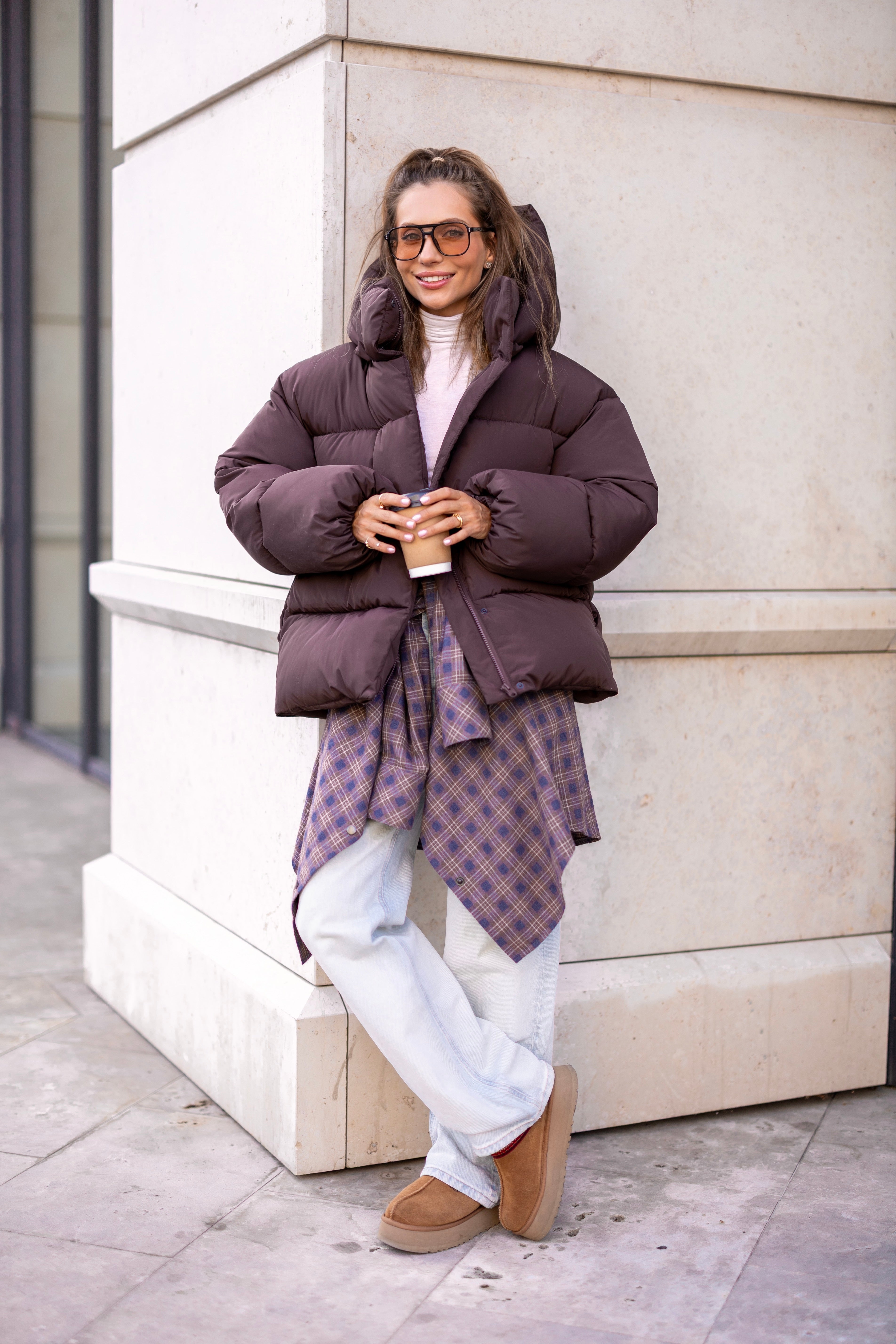 Stylish Loose-Fit Down Jacket with Removable Hood Burgundy