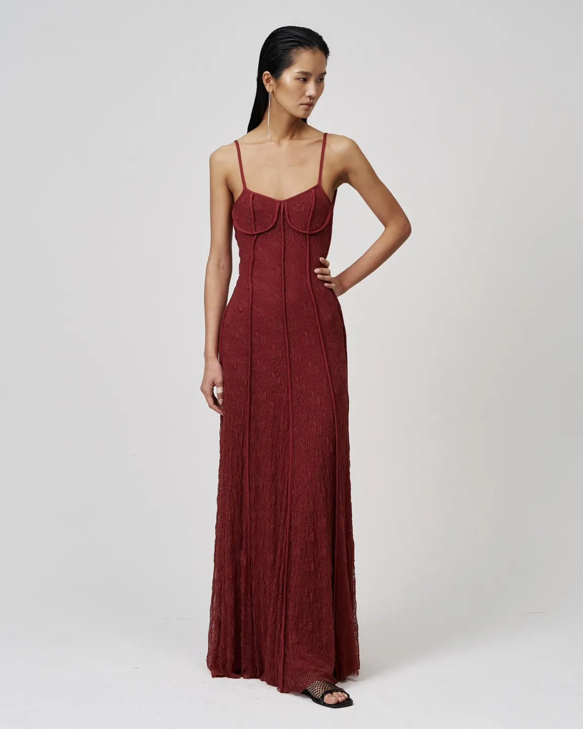 SPITZENKLEID