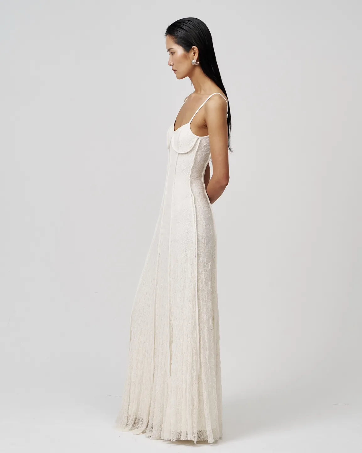 SPITZENKLEID