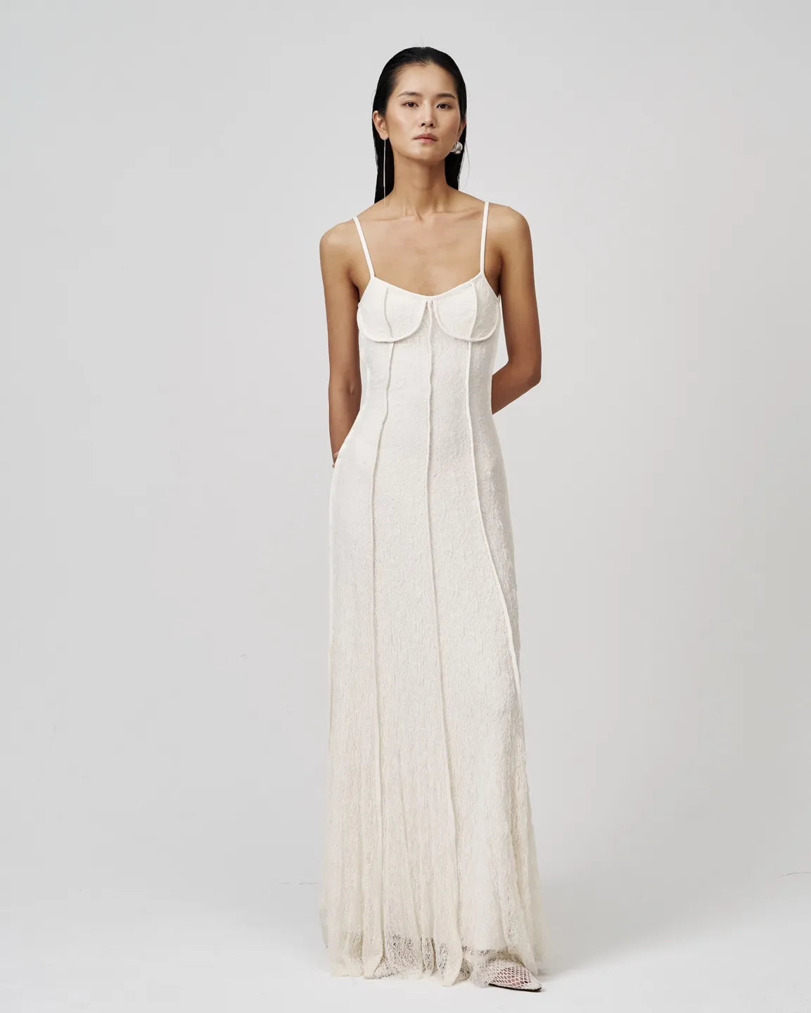 SPITZENKLEID