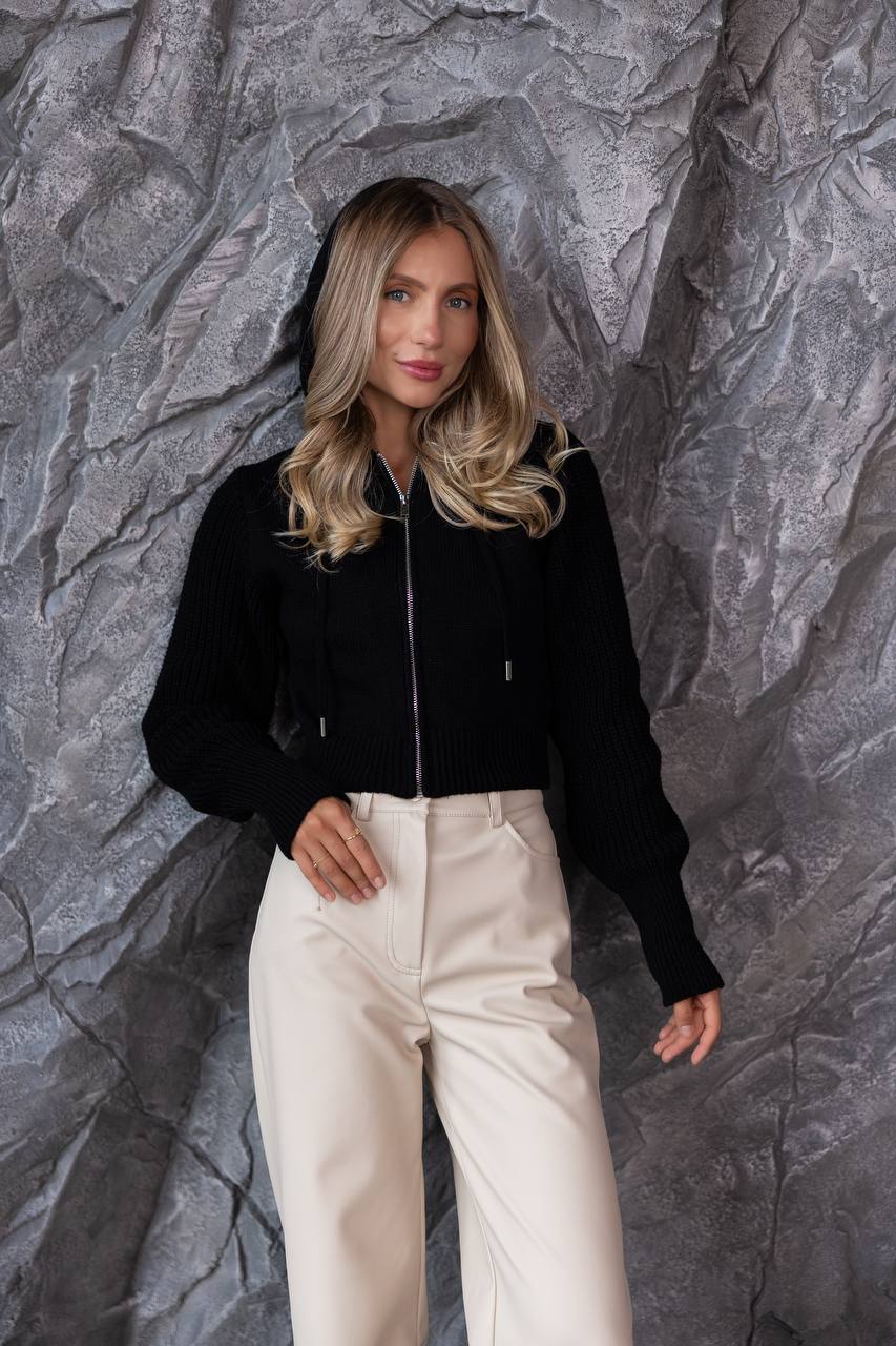 Wool Cropped Knit Zip Hoodie Black
