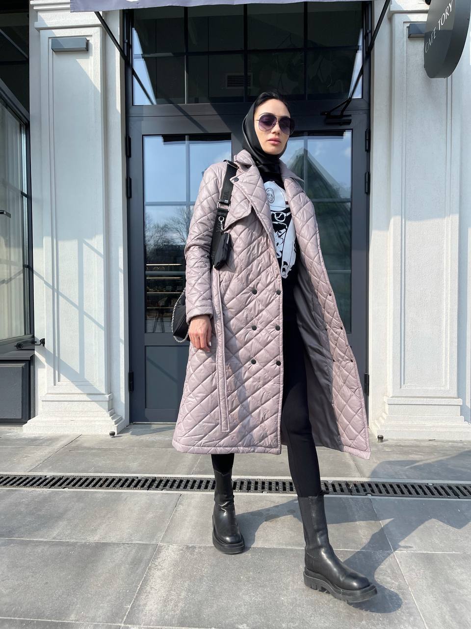 Trench paltas su diržu užpildu