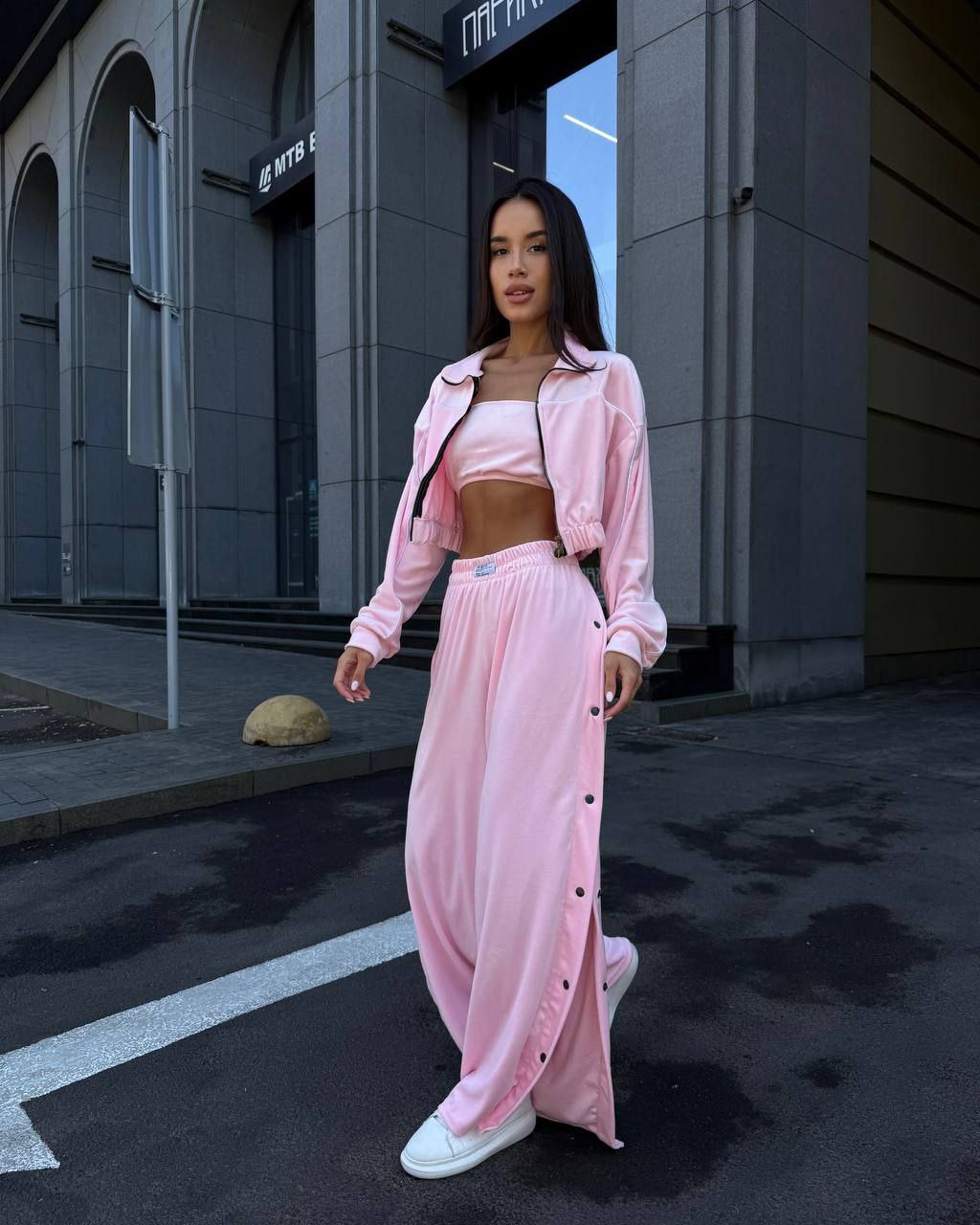 Velour Suit with Cropped Blazer Pink