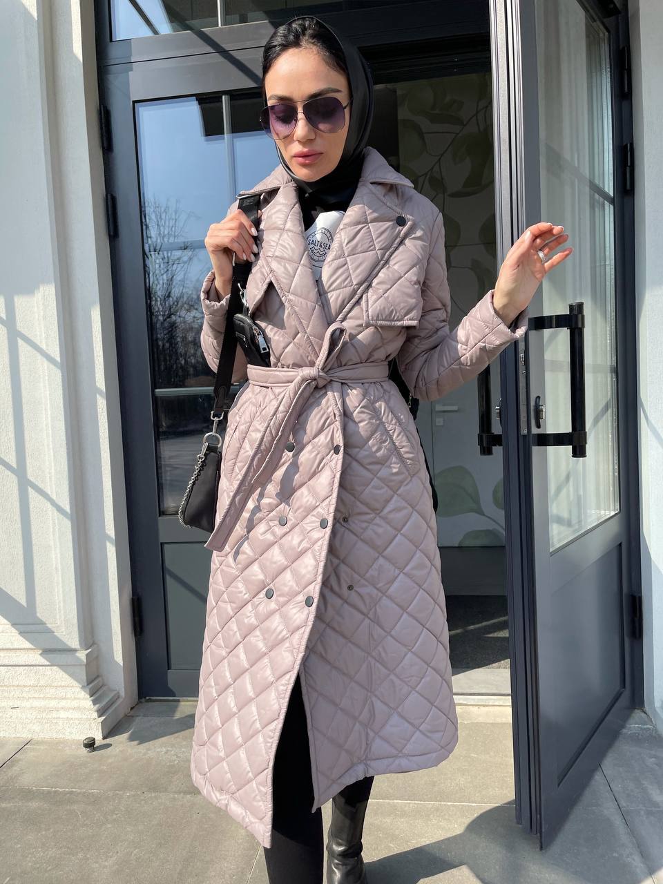 Trench paltas su diržu užpildu