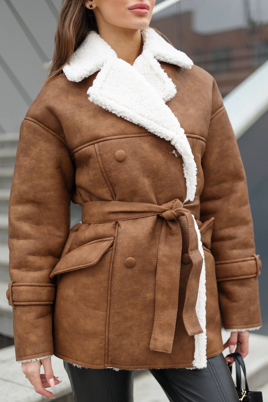 Paltas su diržu Ruda