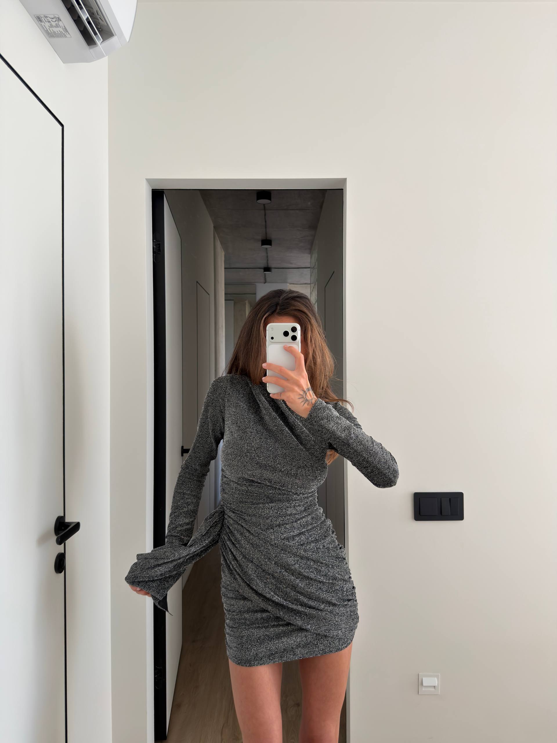 Blizgi suknelė Sidabrinė