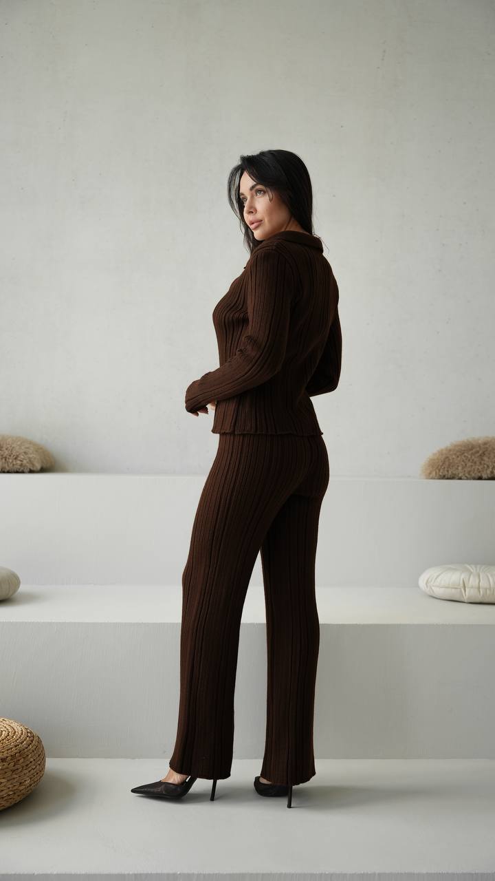 Knitted set from wool brown