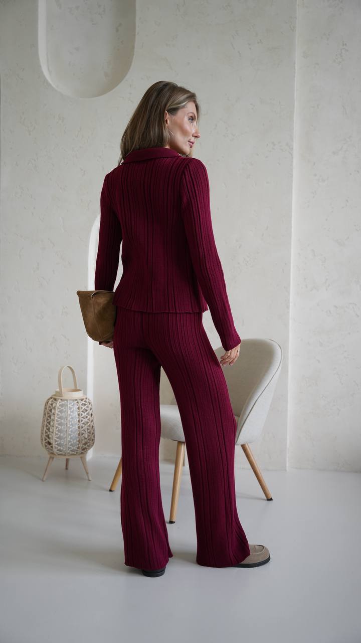 Knitted set from wool burgundy