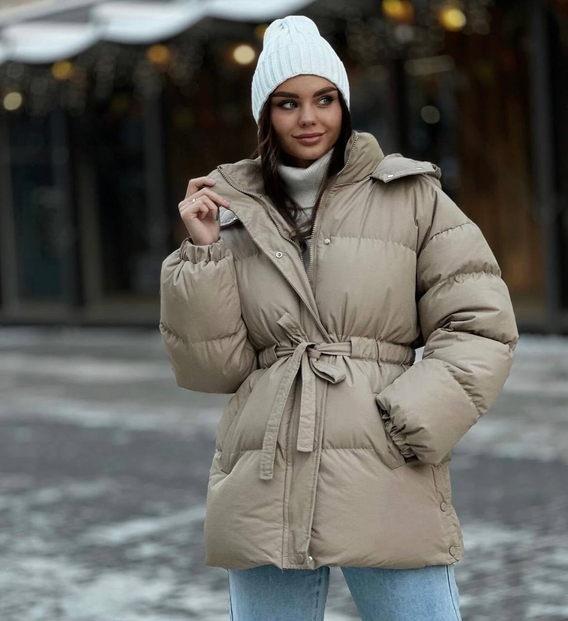 Moteriška pūkinė striukė su diržu