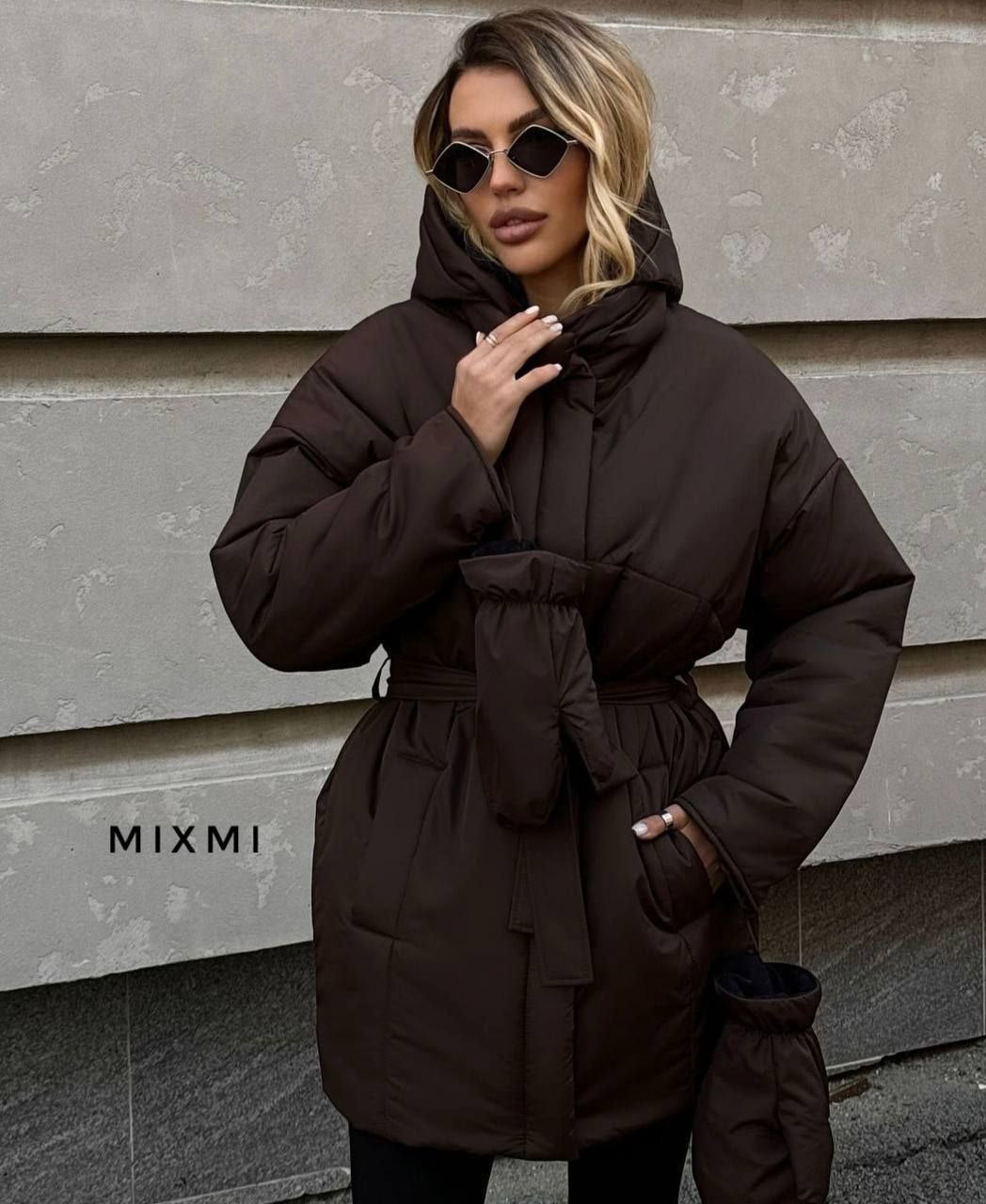 Stylish Quilted Coat with Belt and Mittens Brown