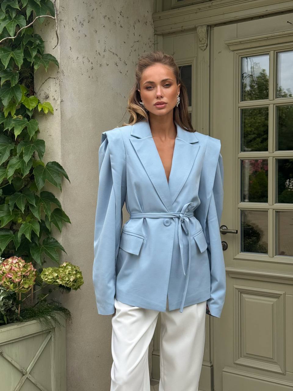BABYBLAUER BLAZER MIT SCHULTER