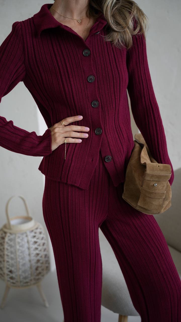Knitted set from wool burgundy