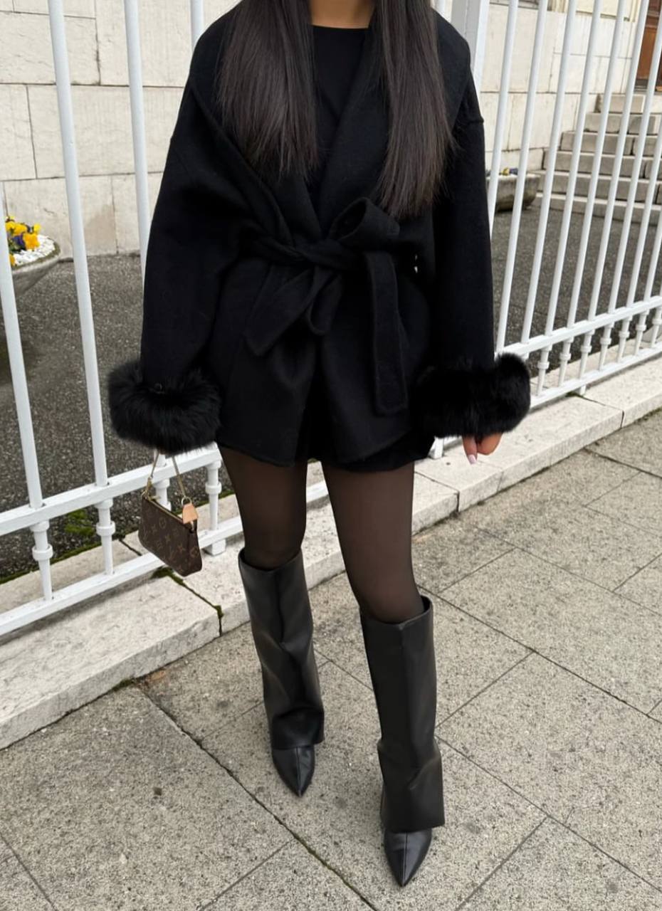 Kašmyro paltas su diržu, juodas