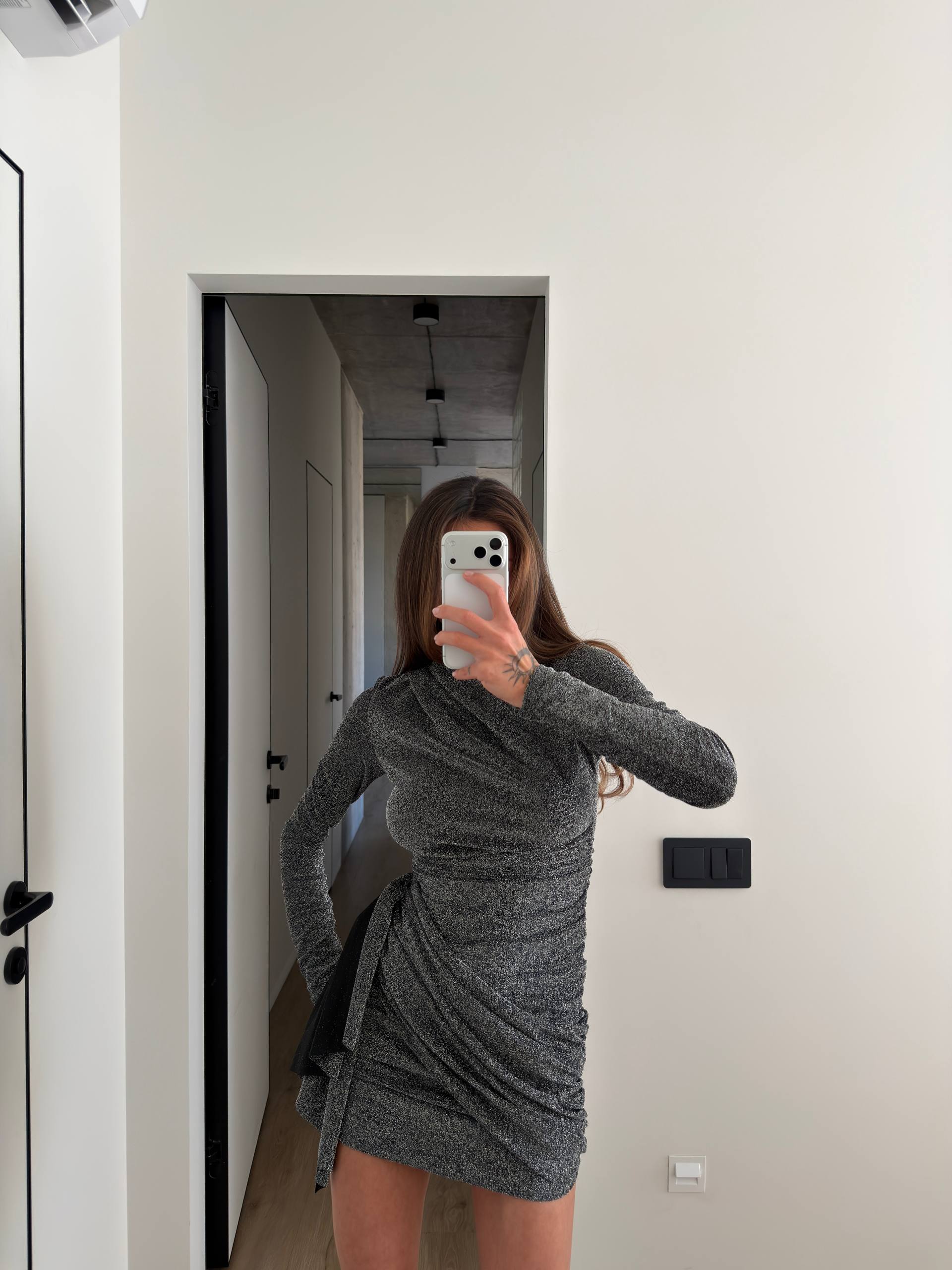 Blizgi suknelė Sidabrinė