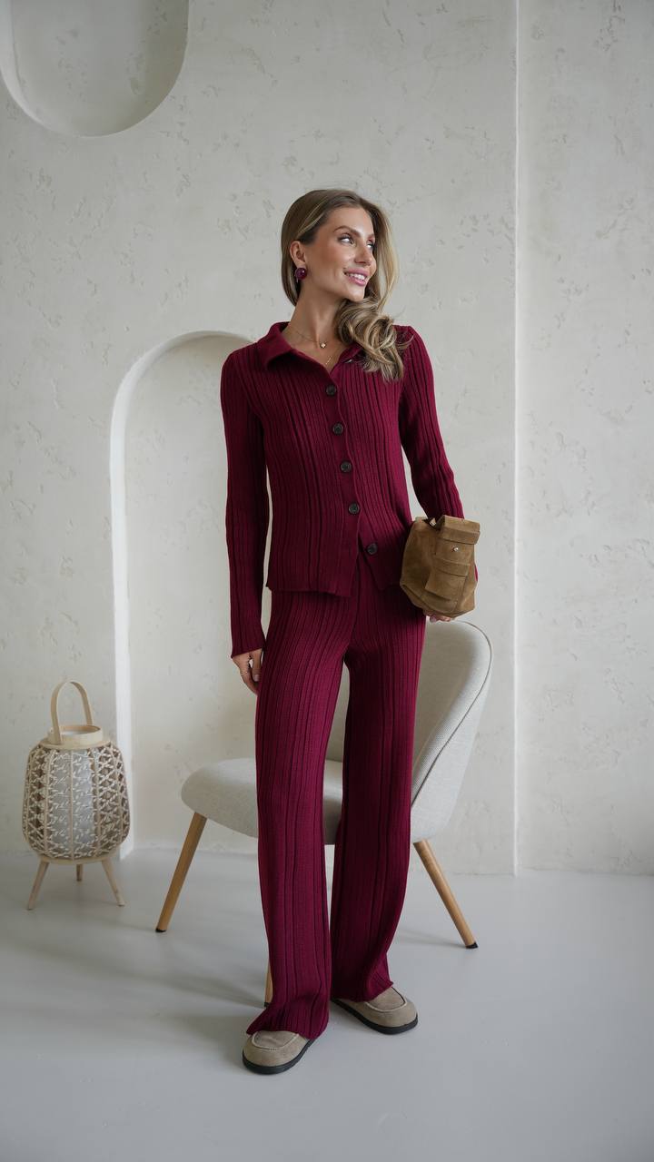 Knitted set from wool burgundy